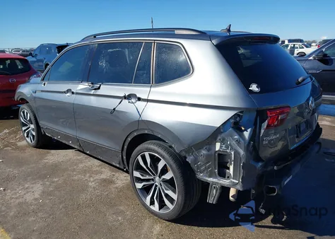 2021 Volkswagen Tiguan 2.0T Se/2.0T Se R-Line Black/2.0T Sel from USA, damaged, VIN 3VV3B7AX1MM011184